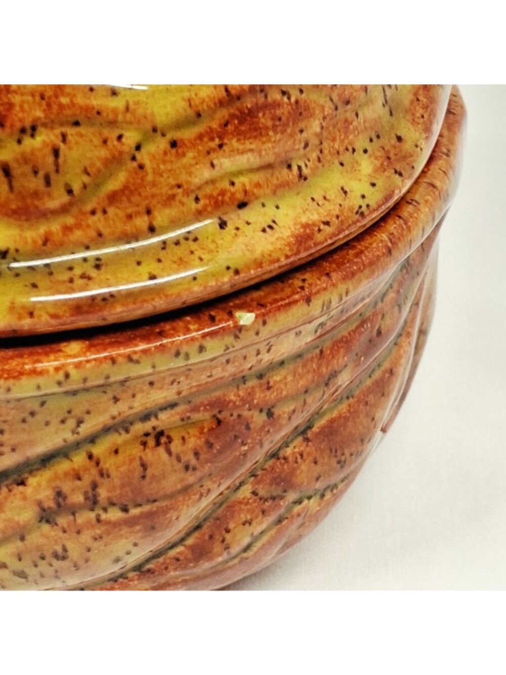 VTG 70's Handmade Ceramic Walnut / Nut Shaped Nut / Candy / Trinket Dish Glossy - Picture 2 of 10